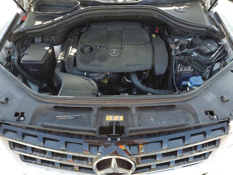 Photo 12 from auction – 2015 MERCEDES-BENZ ML with VIN 4JGDA5HB2FA457554
