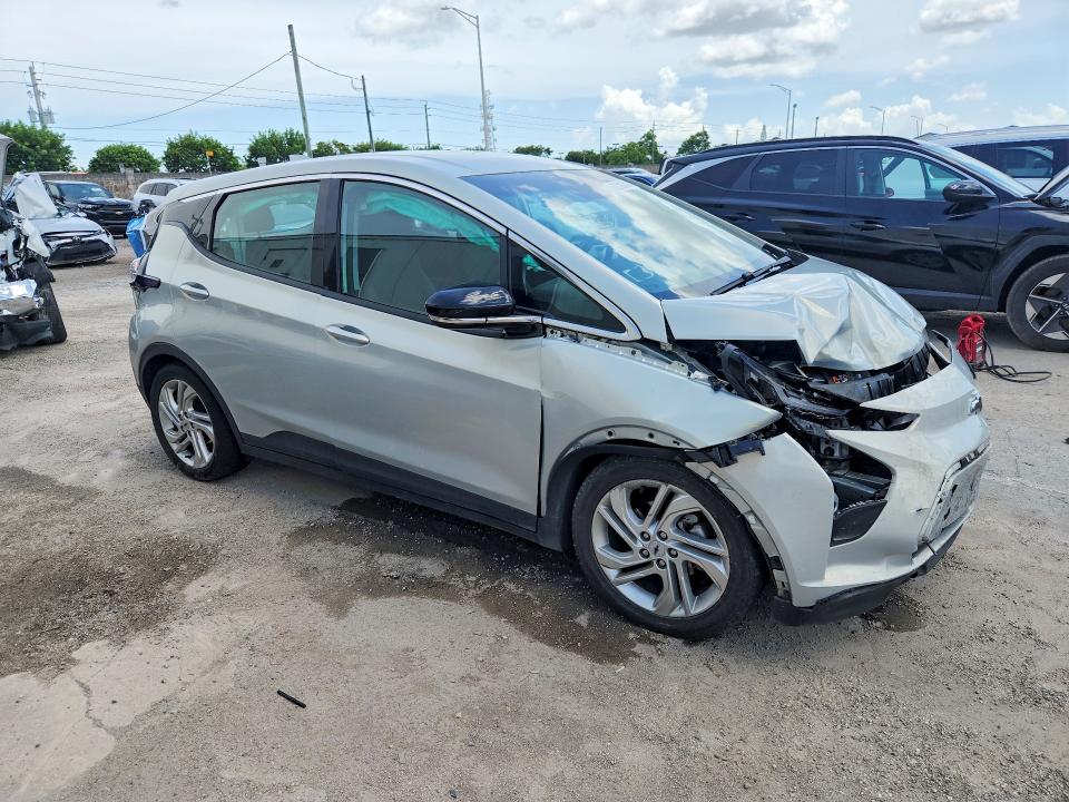 Photo 4 from auction – 2023 CHEVROLET BOLT EV with VIN 1G1FW6S02P4180425