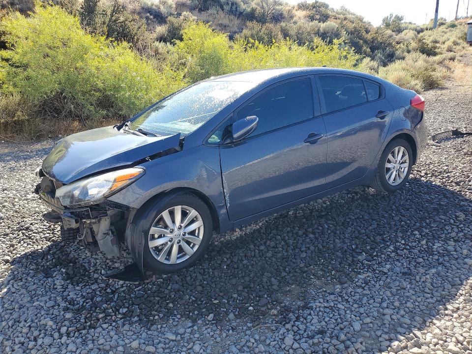 KIA FORTE 2016 with VIN KNAFX4A6XG5560148 - Photo from auction
