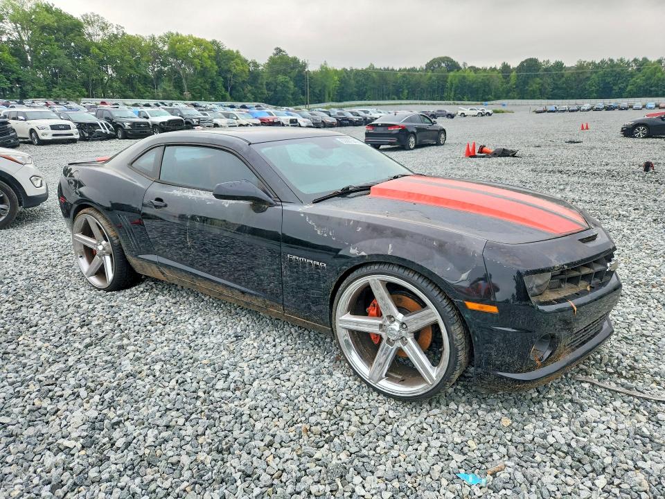 Photo 4 from auction – 2010 CHEVROLET CAMARO with VIN 2G1FT1EW1A9144404