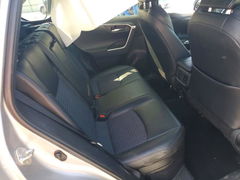 Photo 11 from auction – 2019 TOYOTA RAV4 with VIN 2T3EWRFV1KW033115