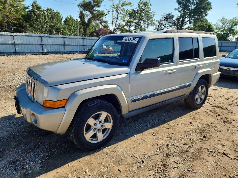 JEEP COMMANDER 2007 with VIN 1J8HH48K77C587372 - Photo from auction