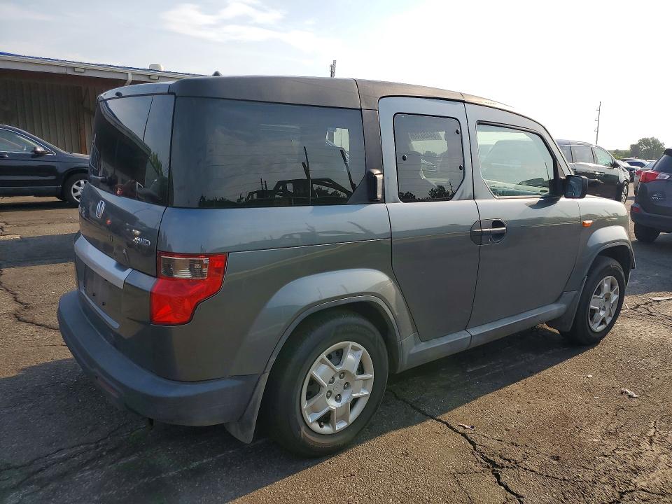 Photo 3 from auction – 2009 HONDA ELEMENT with VIN 5J6YH28339L004572