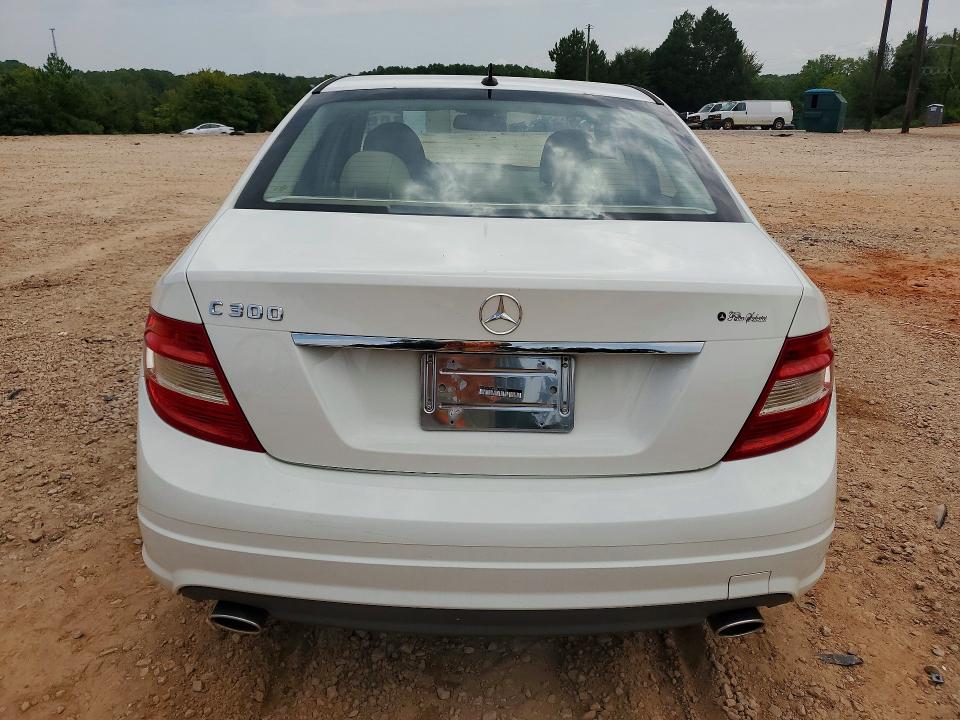 Photo 6 from auction – 2011 MERCEDES-BENZ C with VIN WDDGF5EB8BR135543