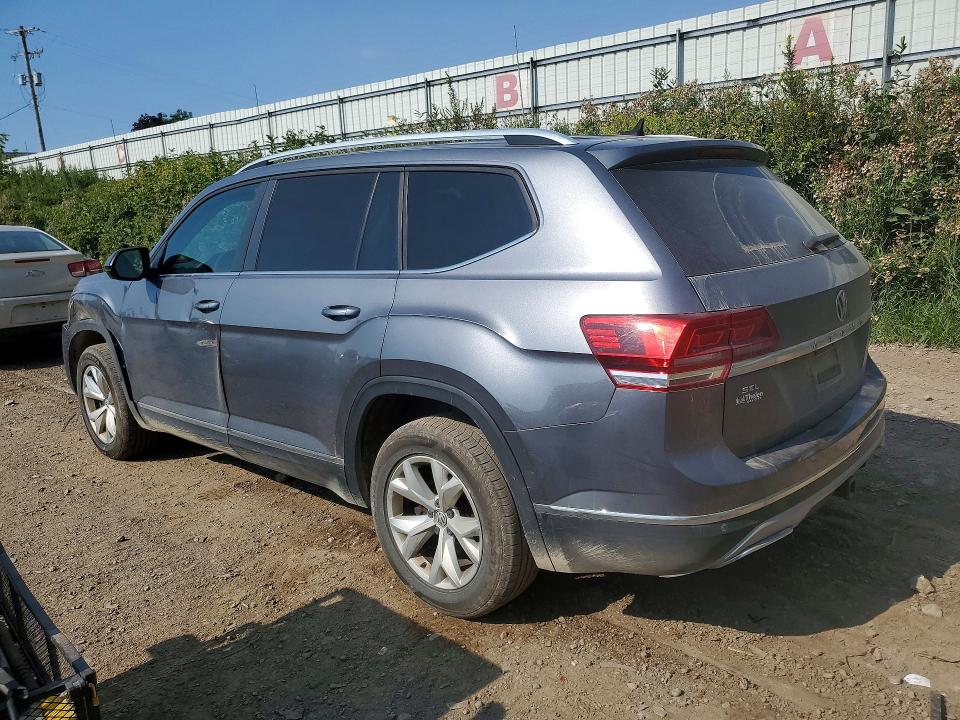 Photo 2 from auction – 2018 VOLKSWAGEN ATLAS with VIN 1V2MR2CA9JC544650