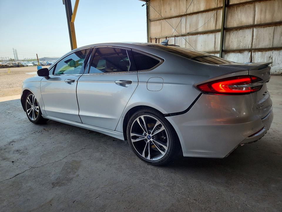 Photo 2 from auction – 2019 FORD FUSION with VIN 3FA6P0D96KR116360