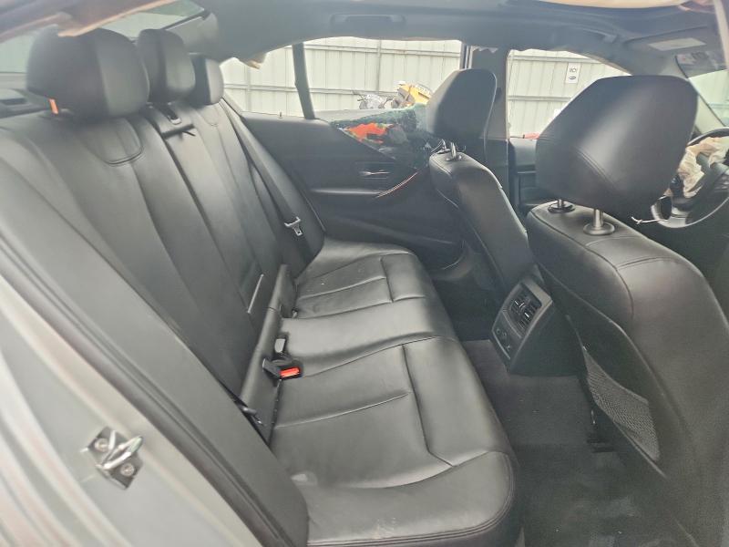 Photo 10 from auction – 2013 BMW 328 with VIN WBA3B3C50DF530324
