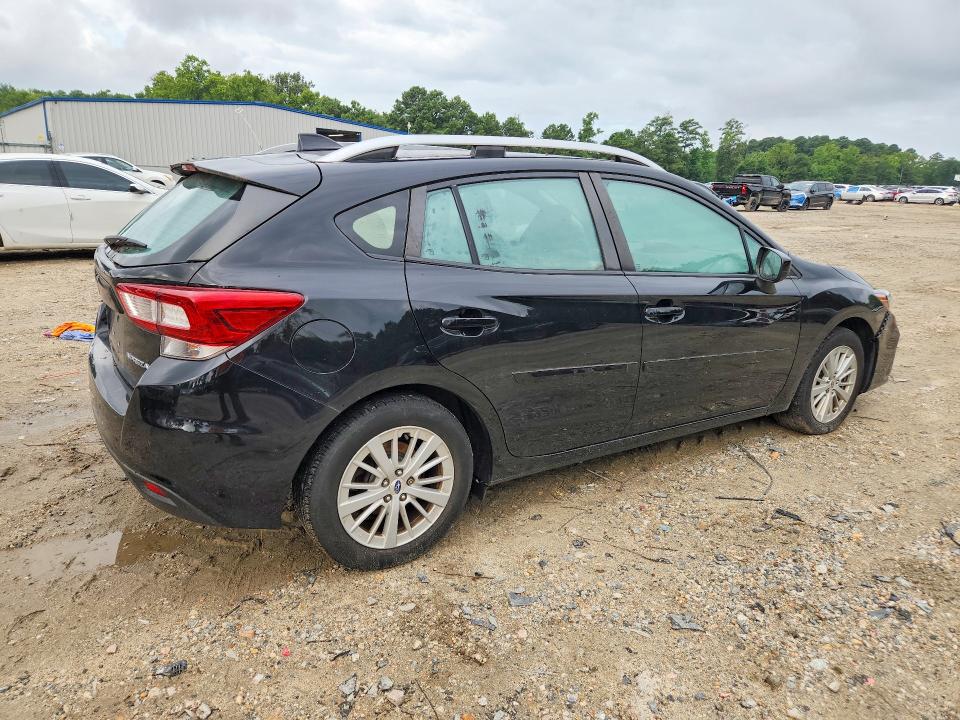 Photo 3 from auction – 2018 SUBARU IMPREZA with VIN 4S3GTAB64J3701332