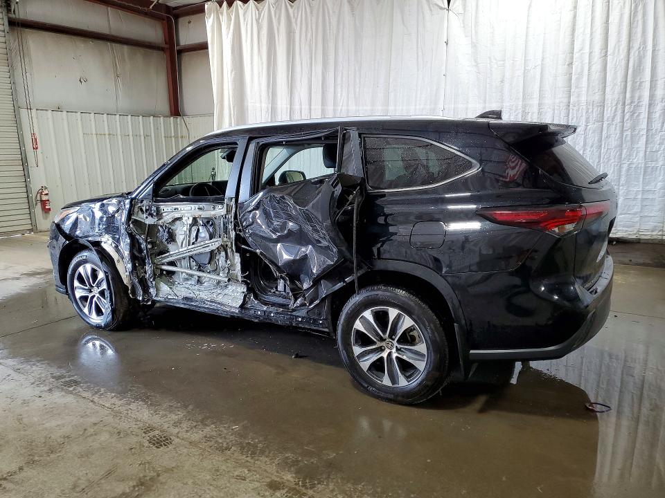 Photo 2 from auction – 2026 TOYOTA HIGHLANDER with VIN 5TDKDRBHXTS601759
