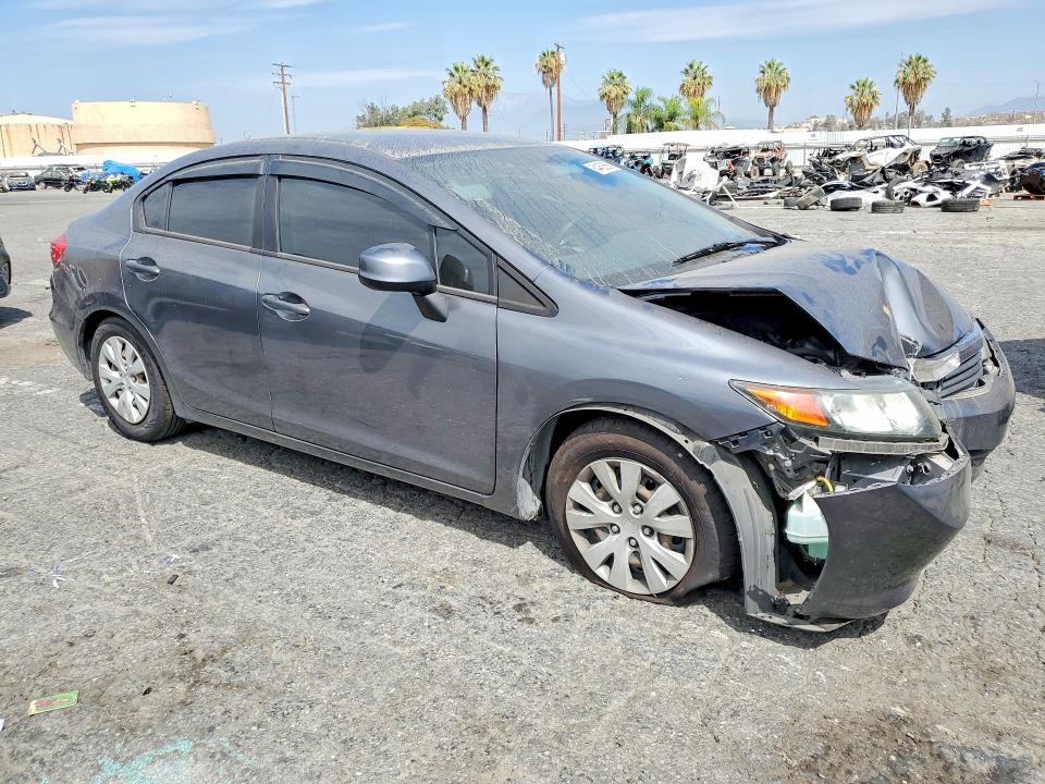 Снимка 4 от търг – 2012 HONDA CIVIC с VIN 19XFB2F58CE346831
