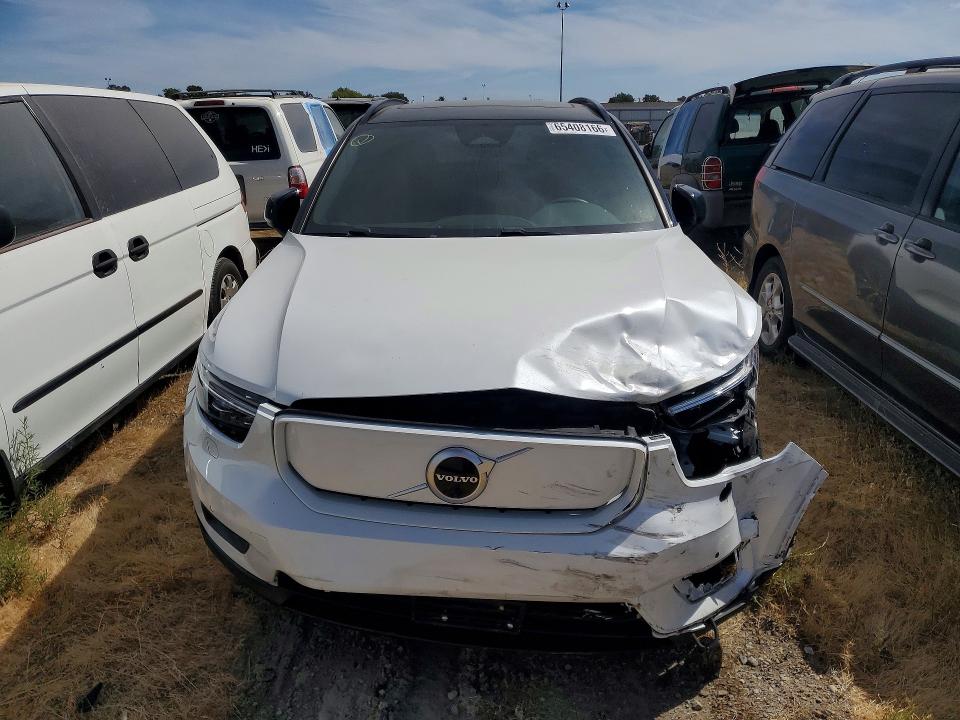 Photo 5 from auction – 2021 VOLVO XC40 with VIN YV4ED3UR5M2583953
