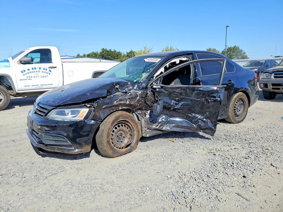 VOLKSWAGEN JETTA 2015 with VIN 3VW2K7AJ2FM330678 - Photo from auction