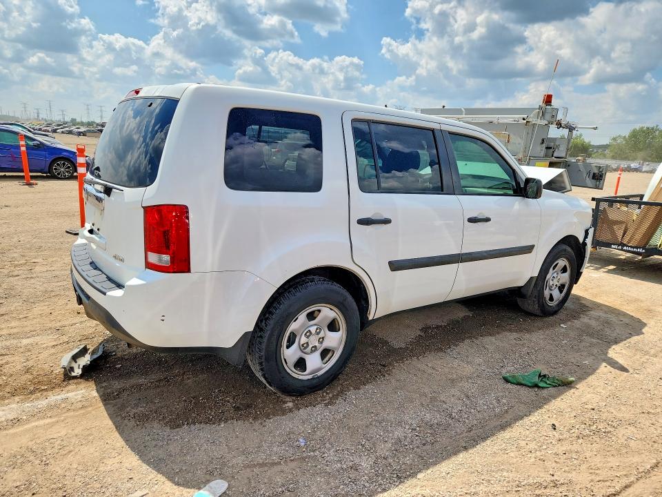 Снимка 3 от търг – 2015 HONDA PILOT с VIN 5FNYF4H22FB014443