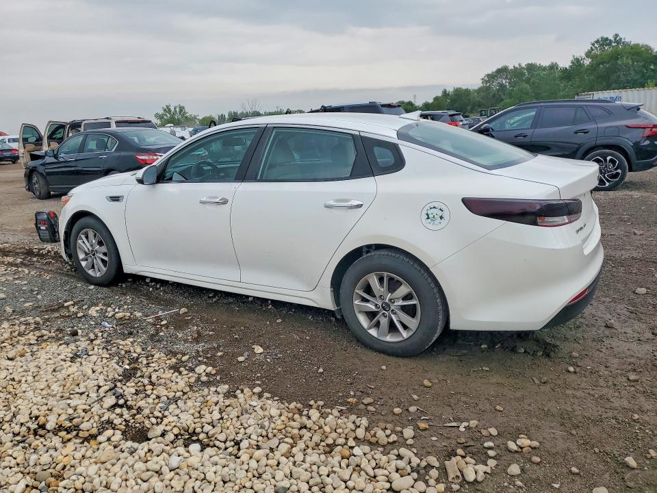 Photo 2 from auction – 2016 KIA OPTIMA with VIN KNAGT4L38G5090415