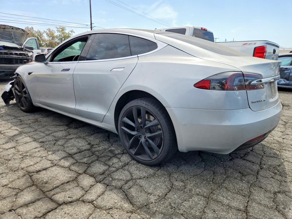 Photo 2 from auction – 2018 TESLA MODEL S with VIN 5YJSA1E29JF247459