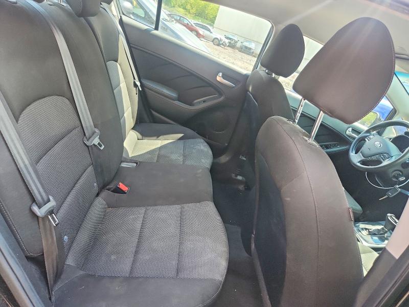 Photo 10 from auction – 2018 KIA FORTE with VIN 3KPFK4A71JE263436