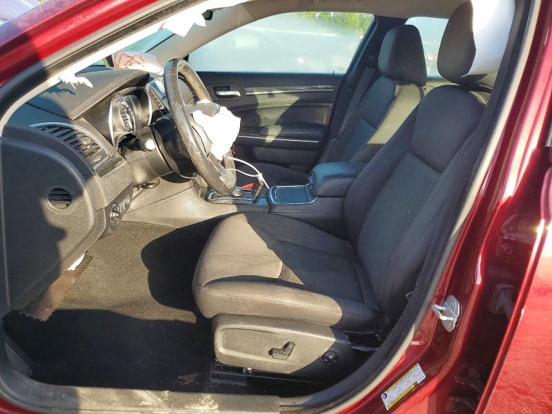 Photo 7 from auction – 2019 CHRYSLER 300 with VIN 2C3CCAAG8KH613556