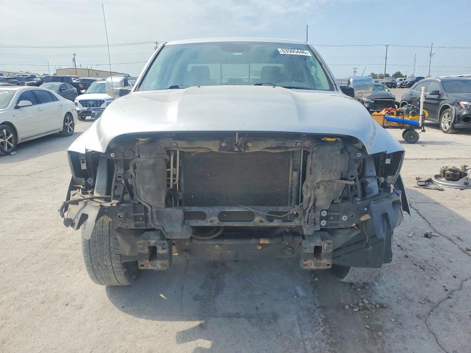 Снимка 5 от търг – 2018 RAM 1500 с VIN 1C6RR6VT9JS131539