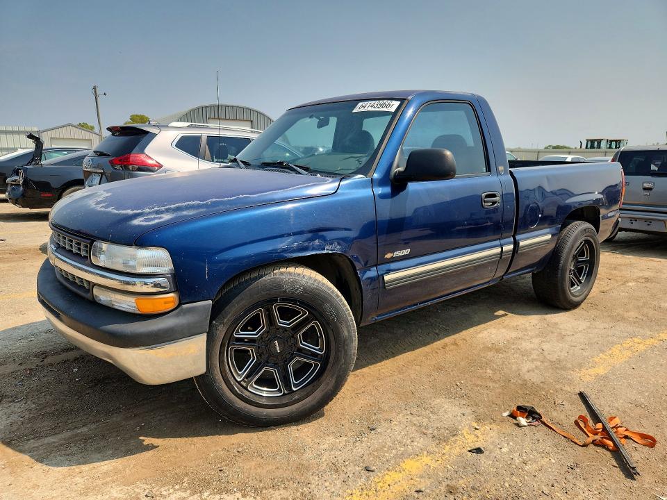 2001 CHEVROLET SILVERADO - Търг №64143966