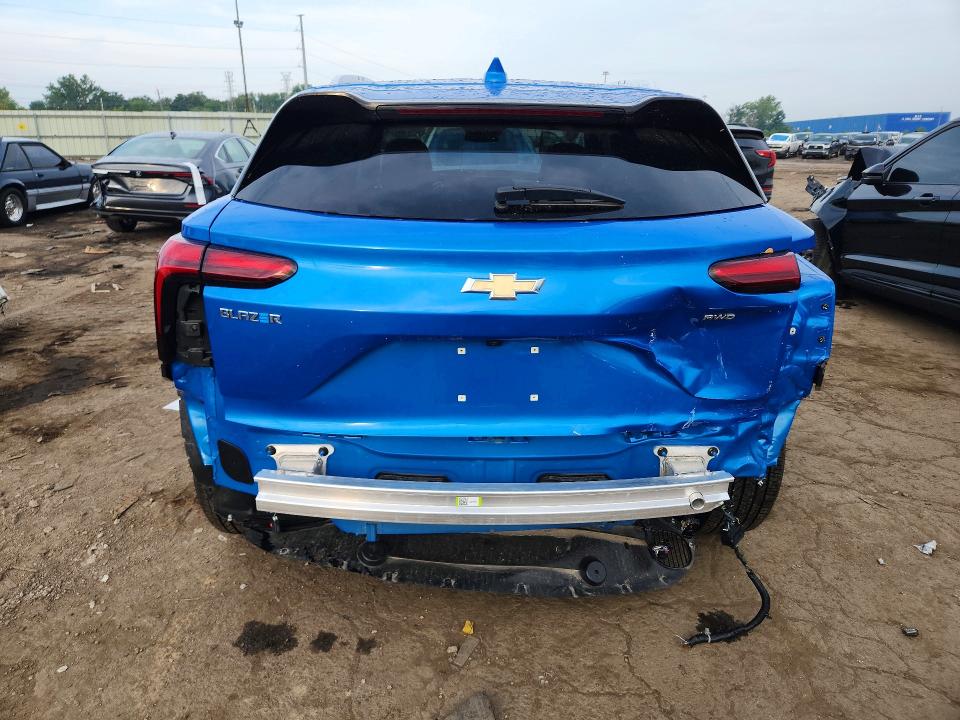 Photo 6 from auction – 2026 CHEVROLET BLAZER with VIN 3GNKDGRJ6TS150328