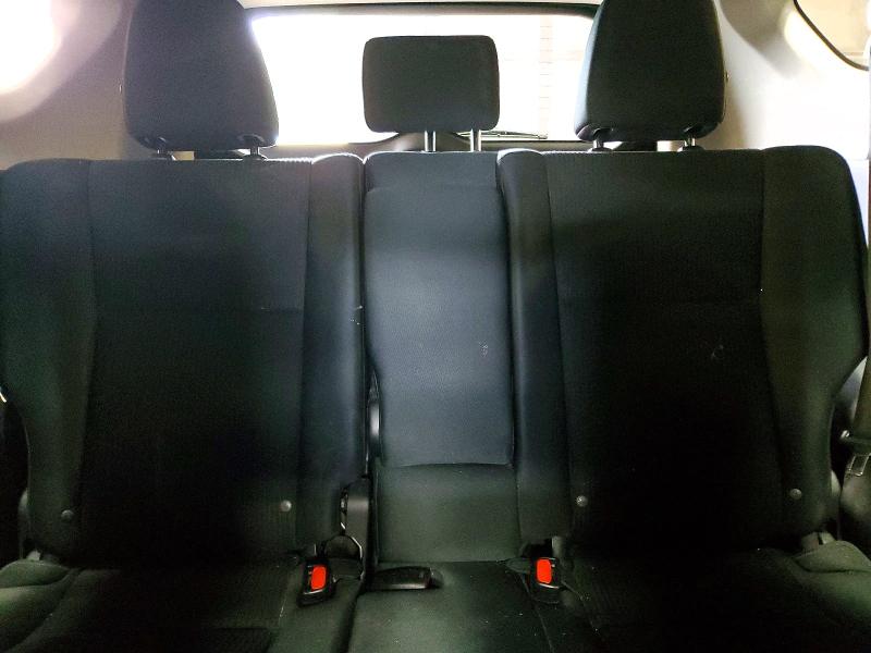 Photo 10 from auction – 2016 TOYOTA RAV4 with VIN 2T3BFREV3GW538777