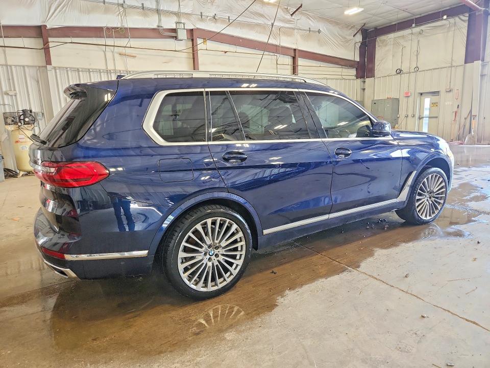 Photo 3 from auction – 2022 BMW X7 with VIN 5UXCW2C08N9L24785