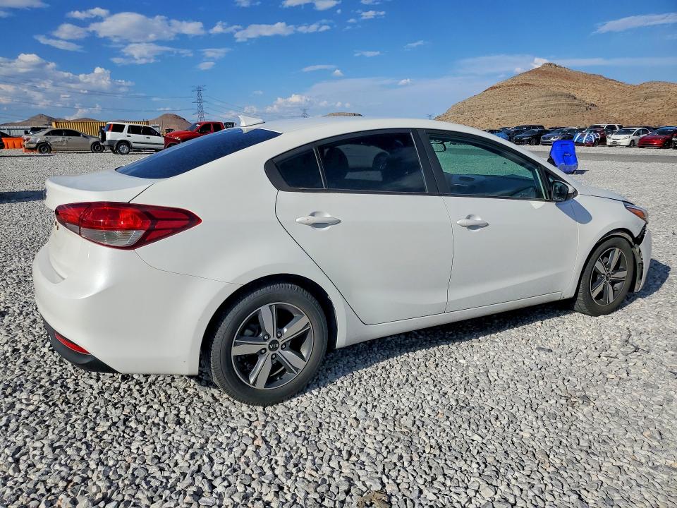 Photo 3 from auction – 2018 KIA FORTE with VIN 3KPFL4A75JE224703