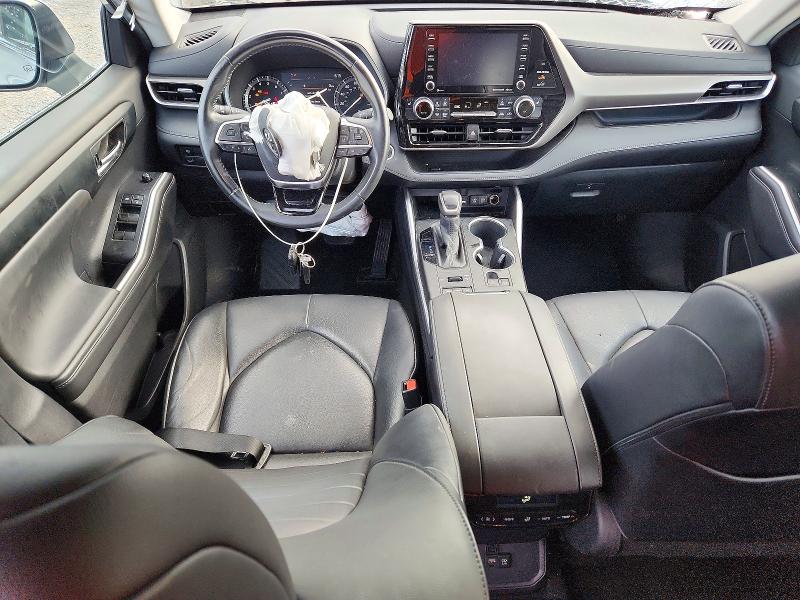 Photo 8 from auction – 2020 TOYOTA HIGHLANDER with VIN 5TDHZRBH5LS501015