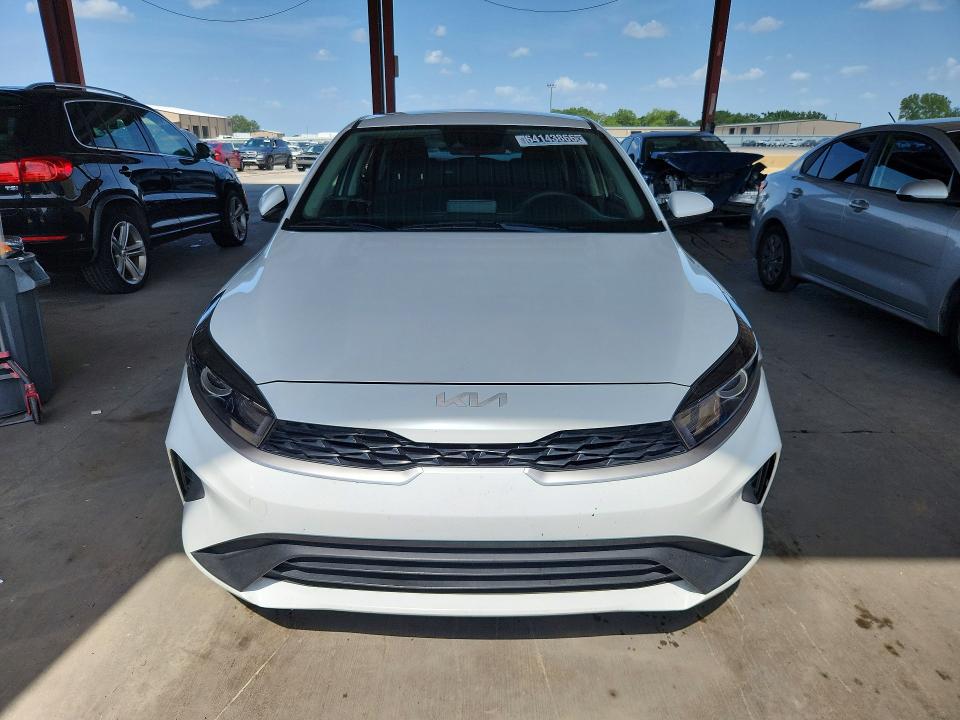 Photo 5 from auction – 2023 KIA FORTE with VIN 3KPF24AD7PE566414