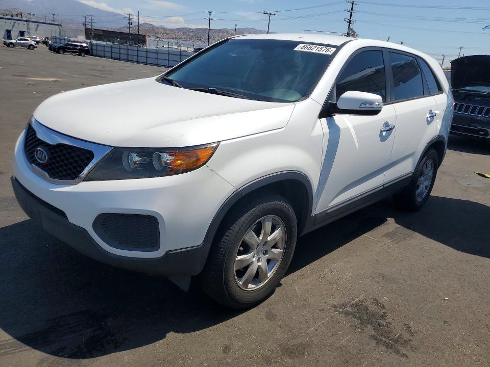 2011 KIA SORENTO