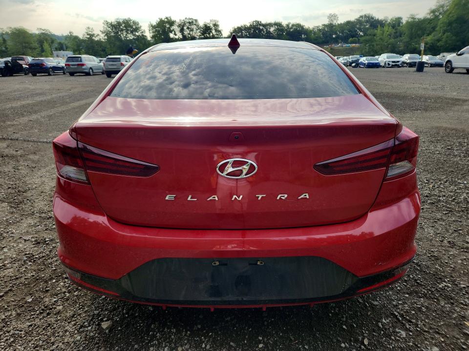 Снимка 6 от търг – 2019 HYUNDAI ELANTRA с VIN 5NPD84LF5KH458107