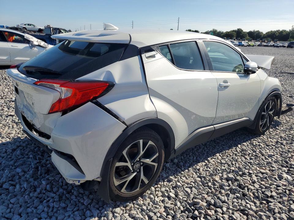 Photo 3 from auction – 2018 TOYOTA C-HR with VIN NMTKHMBX8JR060320