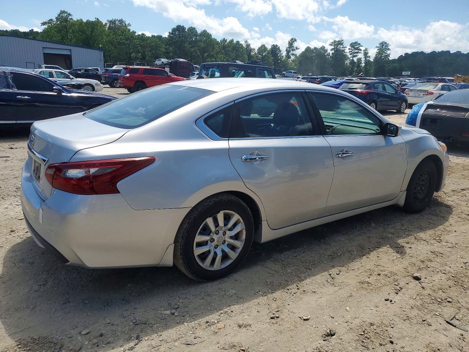 Photo 3 from auction – 2018 NISSAN ALTIMA with VIN 1N4AL3AP5JC472838