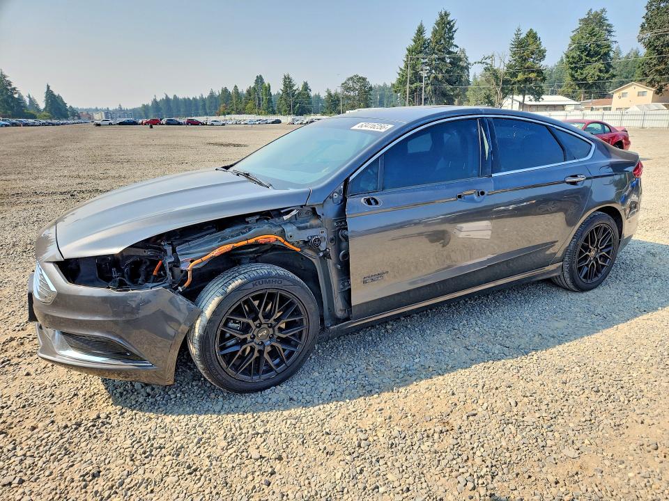 FORD FUSION 2018 with VIN 3FA6P0PU8JR131201 - Photo from auction