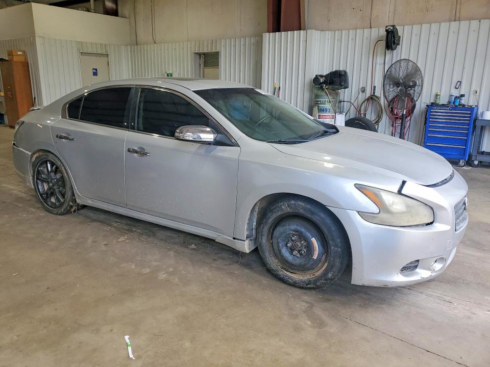 Снимка 4 от търг – 2014 NISSAN MAXIMA с VIN 1N4AA5AP8EC430221