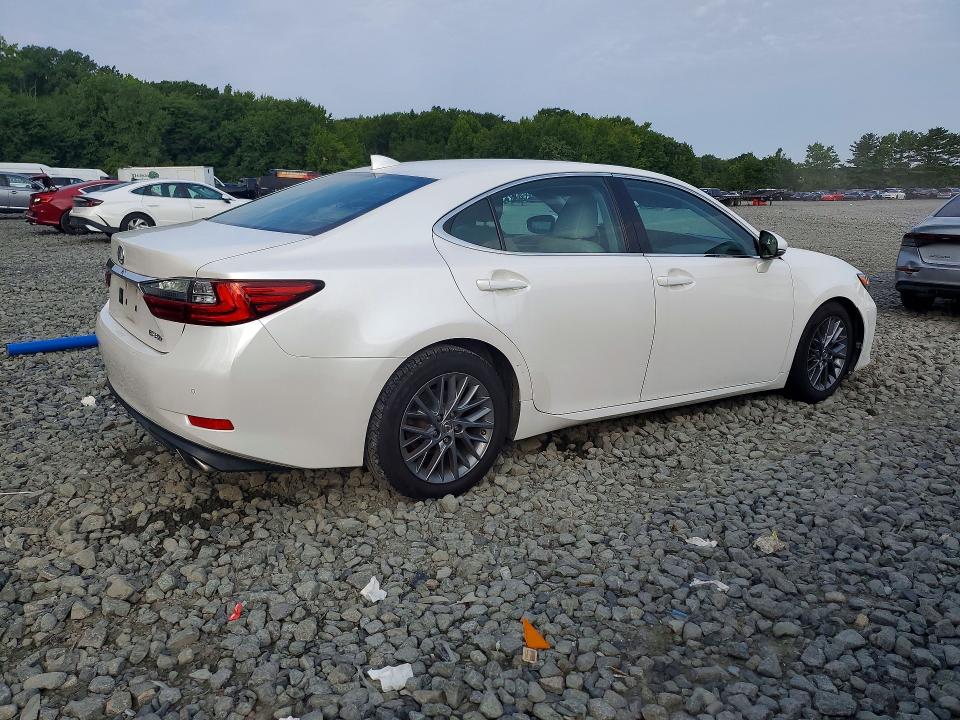 Photo 3 from auction – 2018 LEXUS ES with VIN 58ABK1GG6JU113963