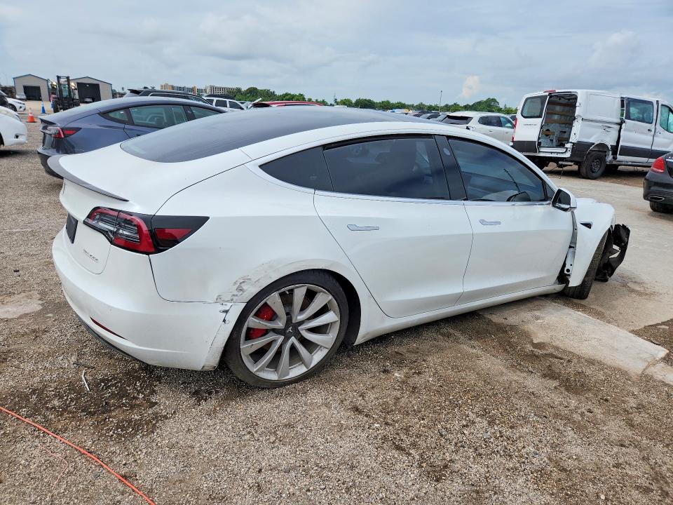 Photo 3 from auction – 2019 TESLA MODEL 3 with VIN 5YJ3E1EB2KF486944