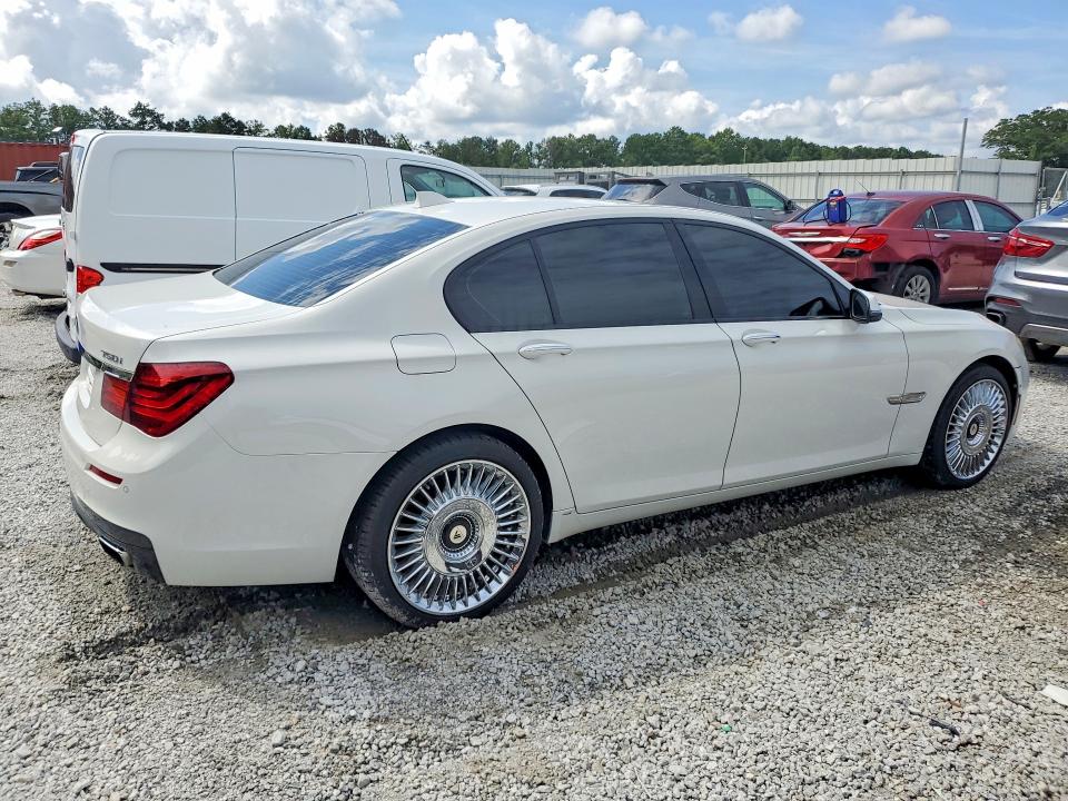 Photo 3 from auction – 2015 BMW 750 with VIN WBAYA8C57FD825375