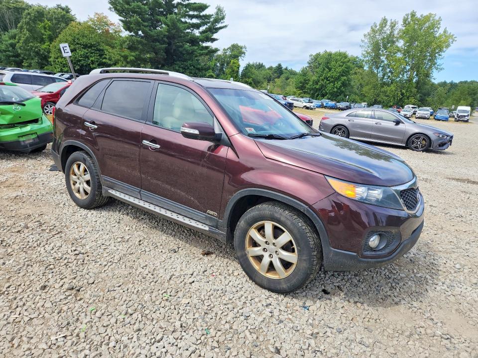 Photo 4 from auction – 2012 KIA SORENTO with VIN 5XYKTCA64CG278287