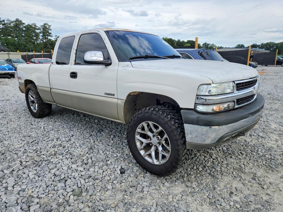 Photo 4 from auction – 2002 CHEVROLET SILVERADO with VIN 2GCEK19T721362689