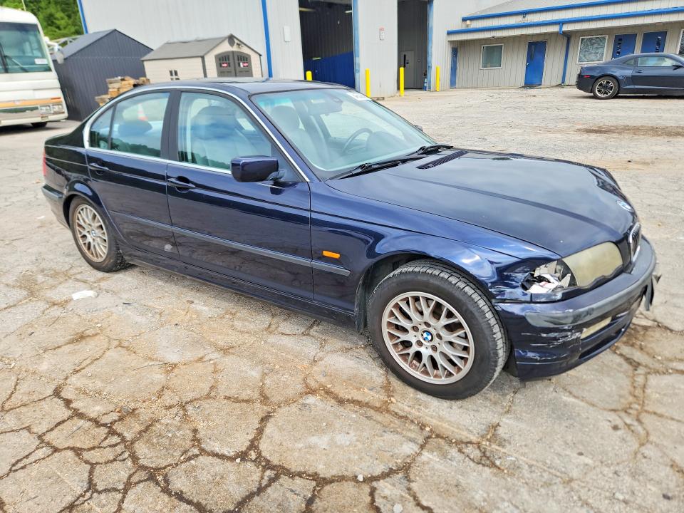 Photo 4 from auction – 2000 BMW 328 with VIN WBAAM5338YJR57619