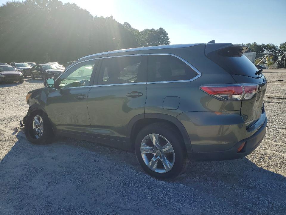 Photo 2 from auction – 2015 TOYOTA HIGHLANDER with VIN 5TDYKRFH2FS043405