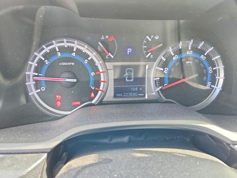 Photo 9 from auction – 2016 TOYOTA 4RUNNER with VIN JTEZU5JR5G5115093