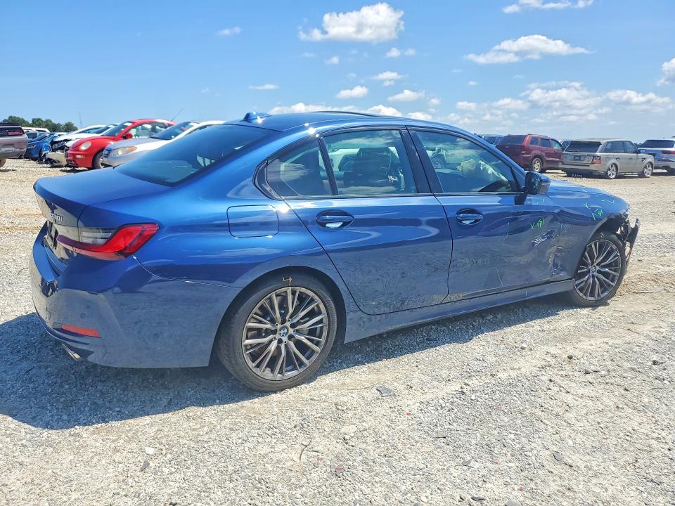 Photo 3 from auction – 2023 BMW 330I with VIN 3MW69FF02P8D24946