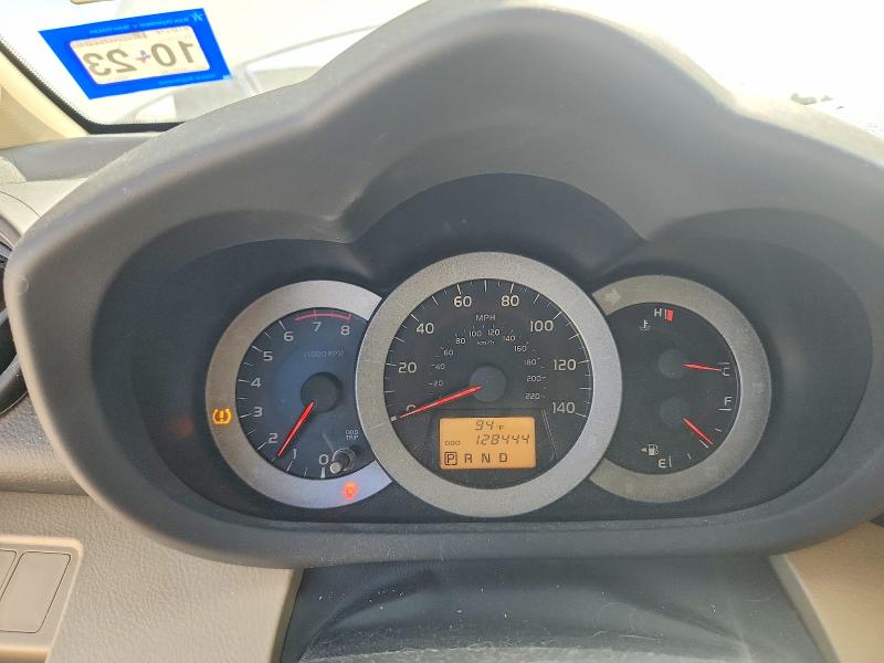 Photo 9 from auction – 2010 TOYOTA RAV4 with VIN JTMZF4DV5AD026185