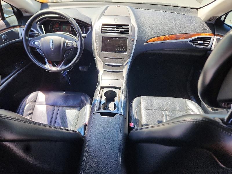 Снимка 8 от търг – 2015 LINCOLN MKZ 4D 4WD с VIN 3LN6L2GK1FR627184