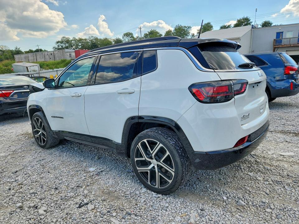 Photo 2 from auction – 2024 JEEP COMPASS with VIN 3C4NJDCN6RT122878