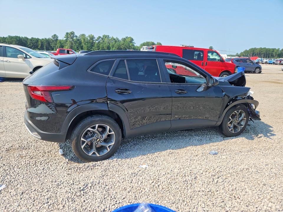 Photo 3 from auction – 2025 CHEVROLET TRAX with VIN KL77LHEP1SC119894