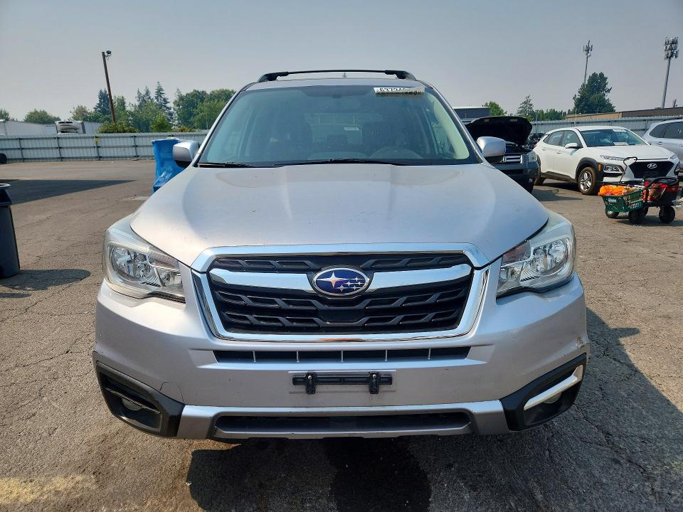 Photo 5 from auction – 2017 SUBARU FORESTER with VIN JF2SJAJC2HH416666