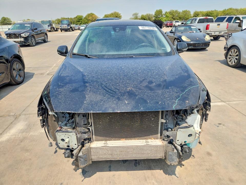 Photo 5 from auction – 2015 VOLVO S60 with VIN YV140MFC9F1308906
